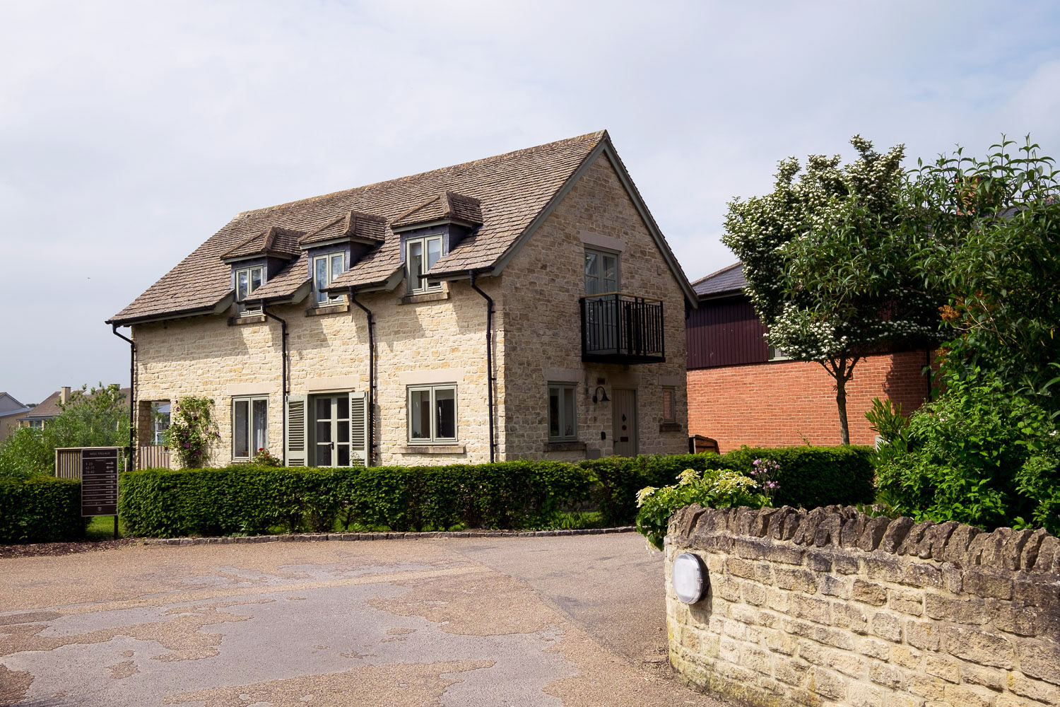 Escape to Cotswolds for an Active Holiday at Lower Mill Estate Mondomulia