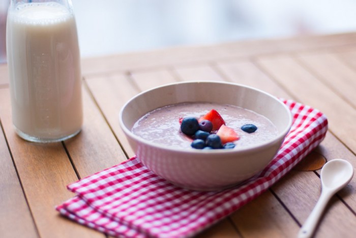 Summer Berries Porridge Smoothie 