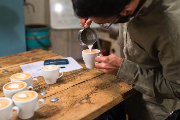 Latte Art Class at Artisan Coffee School, Ealing | Mondomulia