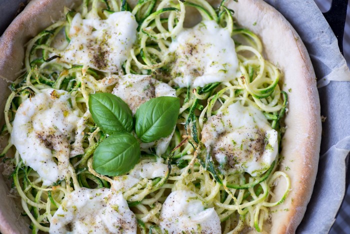 Courgette-Mozzarella-Deep-Dish-Pizza-17