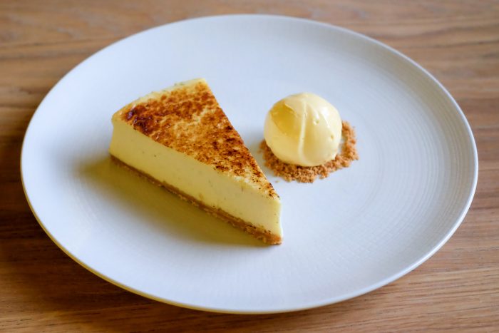 Baked vanilla cheesecake with pumpkin ice cream | Brunch at St Pancras Brasserie by Searcys on the Grand Terrace at St Pancras International railway station in London | Photography by Mondomulia