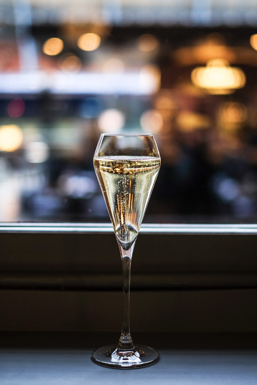 Laurent-Perrier La Cuvée Brut NV | St Pancras Brasserie by Searcys on the Grand Terrace at St Pancras International railway station in London | Photography by Mondomulia