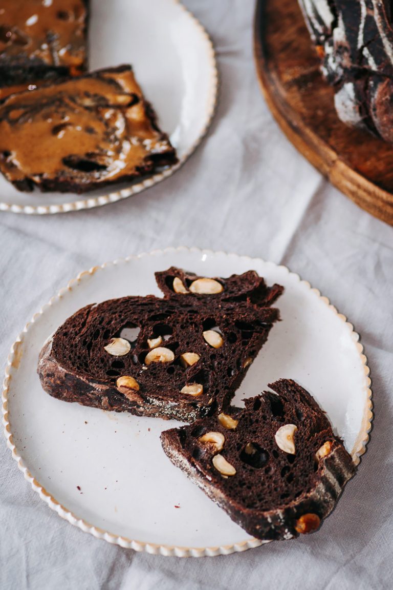 Chocolate Sourdough Bread - Mondomulia